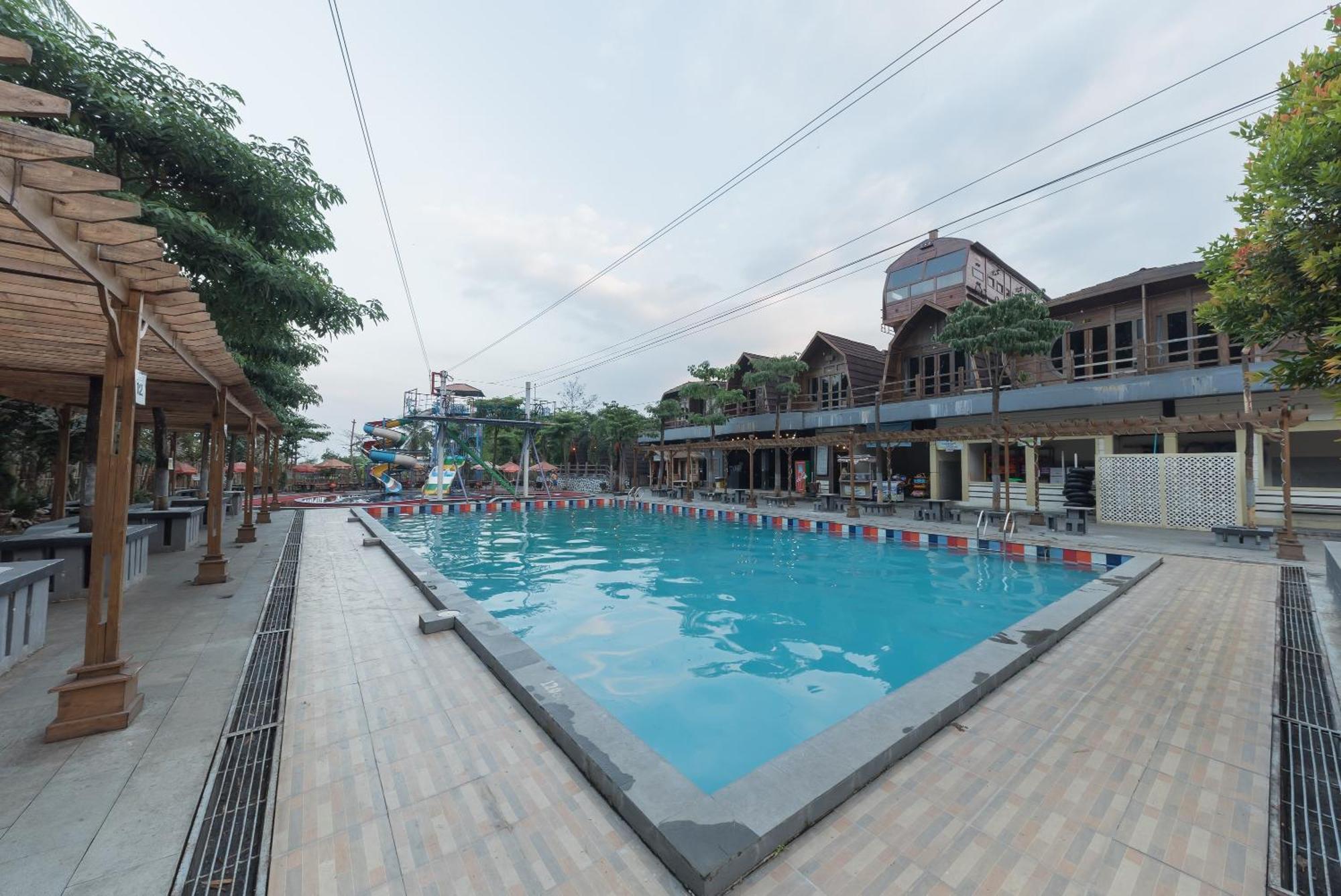 Urbanview Hotel Cianjur City Park By Reddoorz Zewnętrze zdjęcie