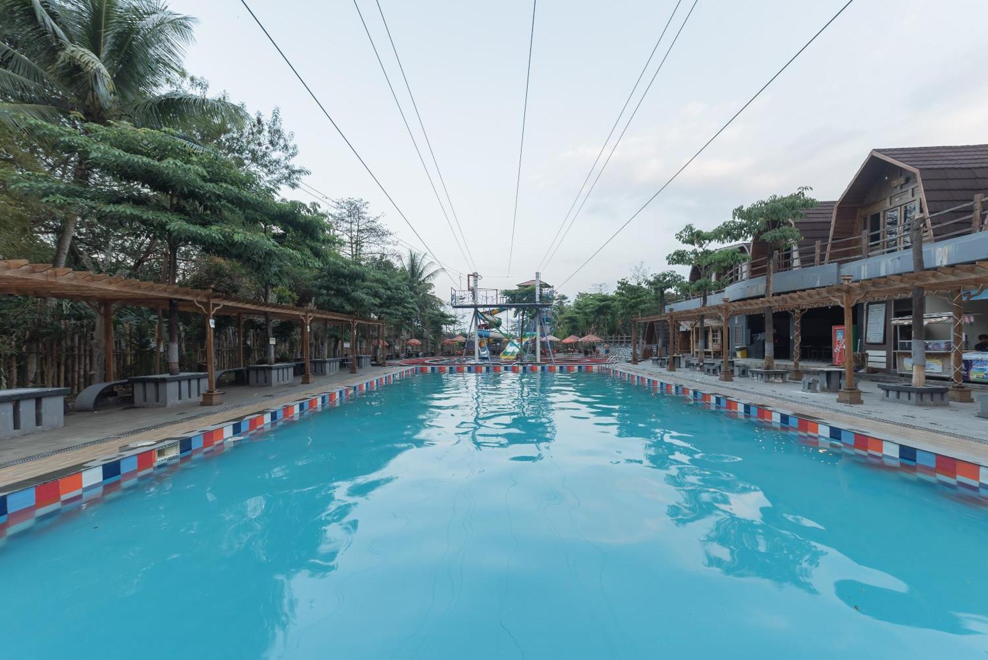 Urbanview Hotel Cianjur City Park By Reddoorz Zewnętrze zdjęcie