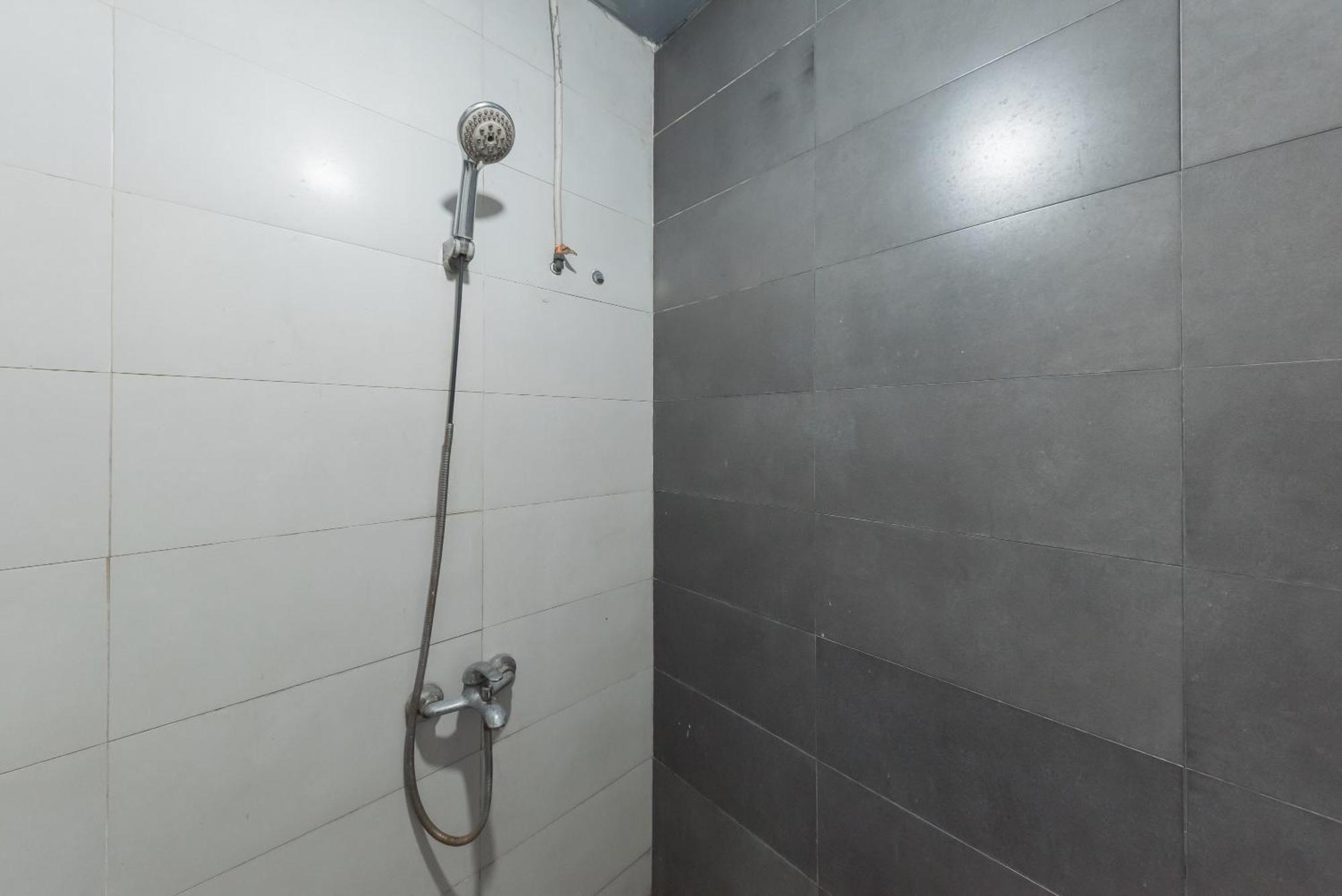Urbanview Hotel Cianjur City Park By Reddoorz Zewnętrze zdjęcie