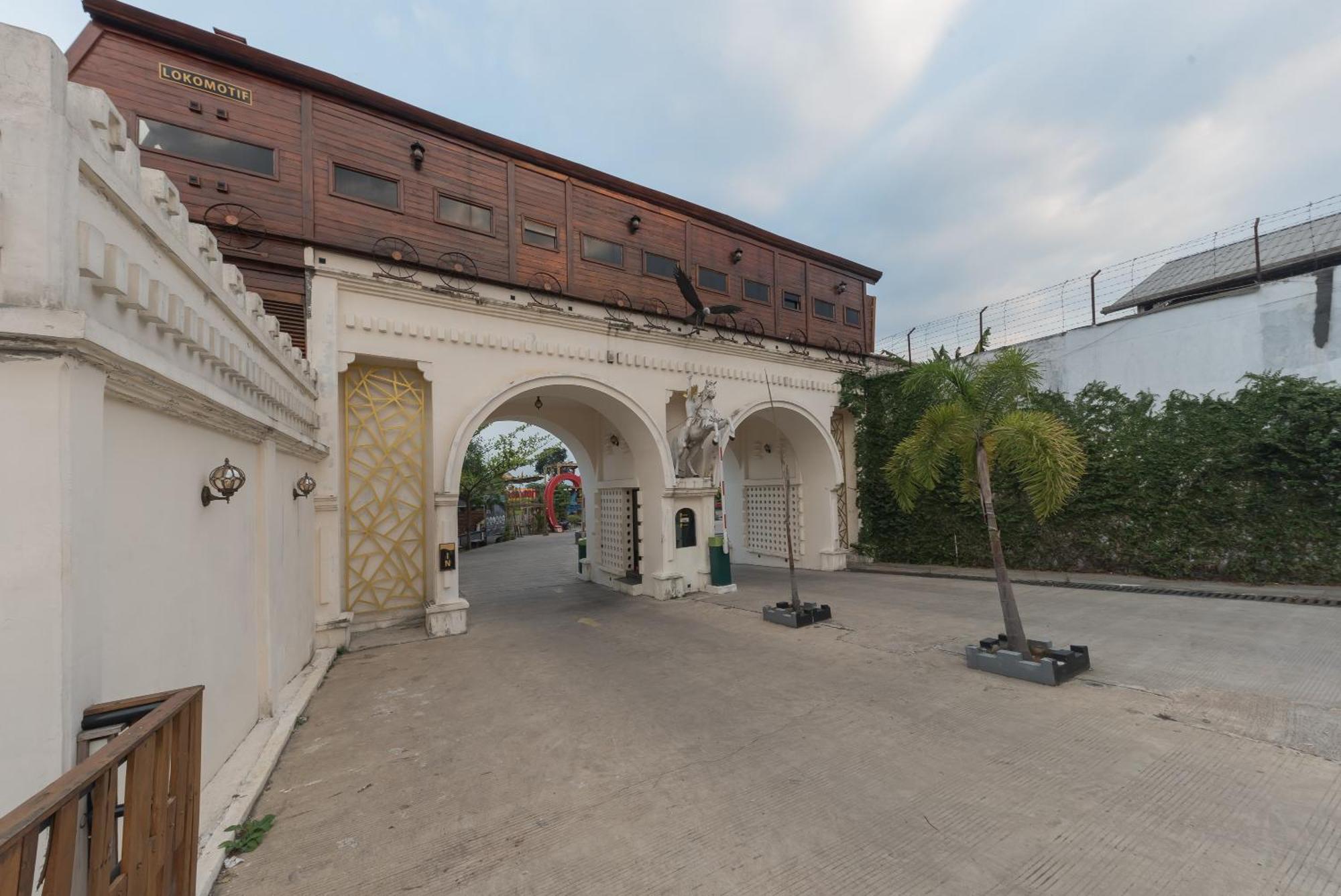 Urbanview Hotel Cianjur City Park By Reddoorz Zewnętrze zdjęcie